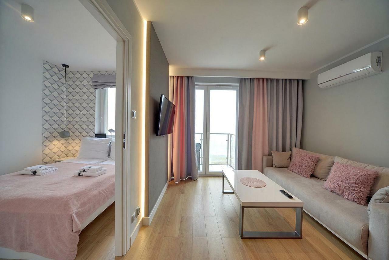 Pink Apartment Lesne Tarasy Dziwnówek Exteriér fotografie